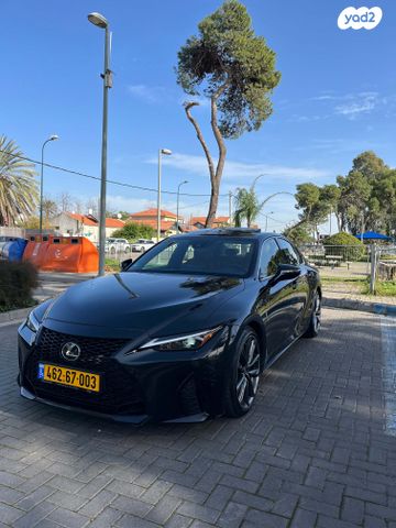 מודעת רכב לקסוס IS