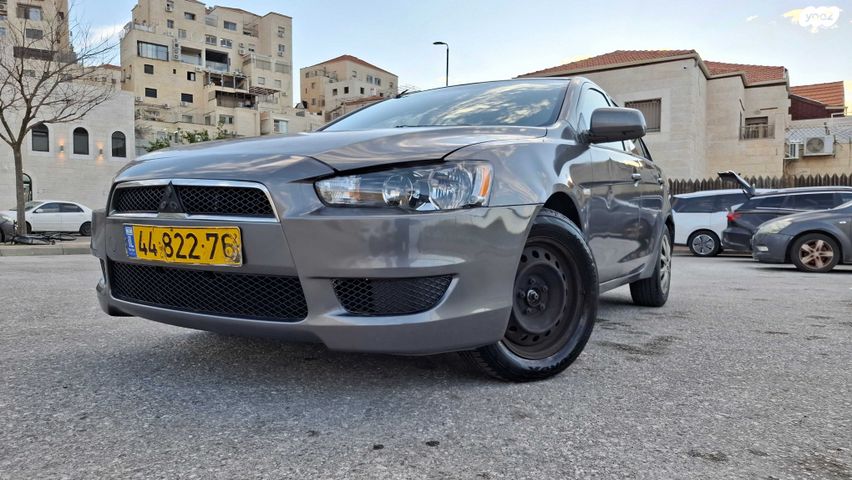 מודעת רכב מיצובישי לנסר