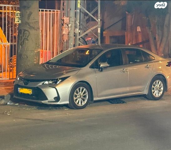 מודעת רכב טויוטה קורולה