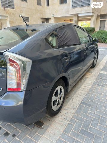 מודעת רכב טויוטה פריוס