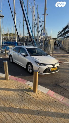 מודעת רכב טויוטה קורולה