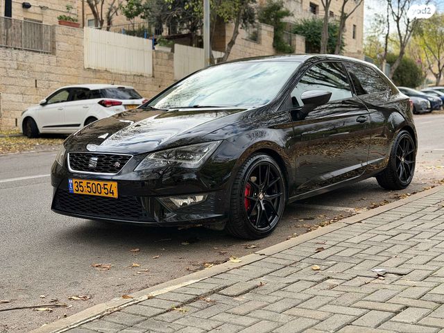 מודעת רכב סיאט לאון