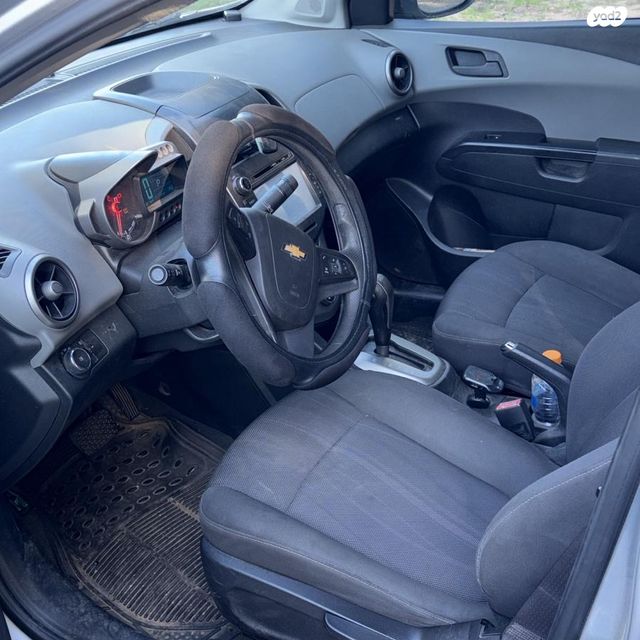 מודעת רכב שברולט סוניק