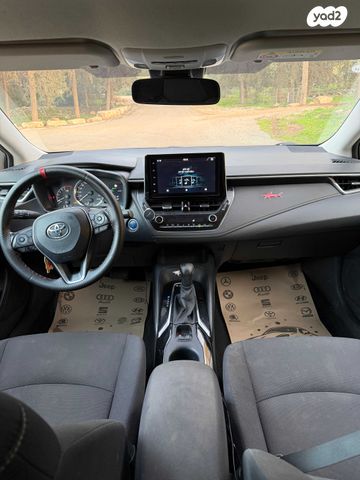 טויוטה קורולה