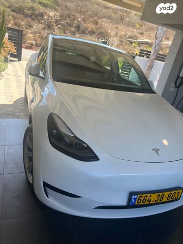 מודעת רכב טסלה מודל Y