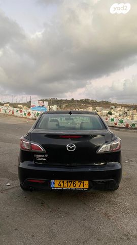 מודעת רכב מאזדה 3