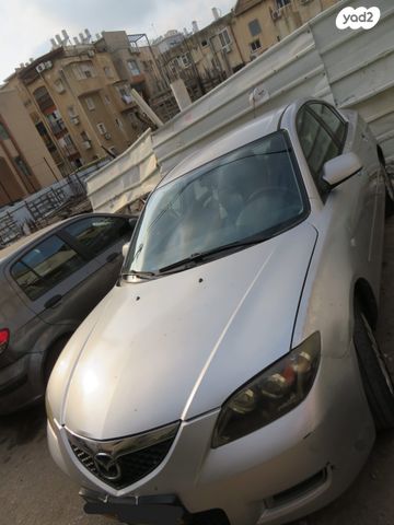 מודעת רכב מאזדה 3