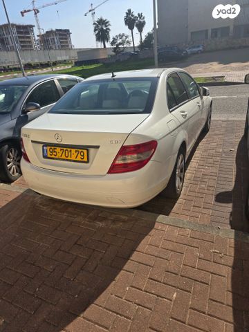 מודעת רכב מרצדס-בנץ C-class
