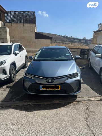 מודעת רכב טויוטה קורולה
