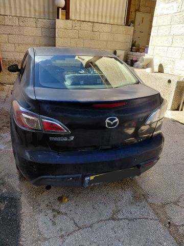 מודעת רכב מאזדה 3
