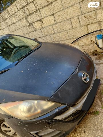 מודעת רכב מאזדה 3