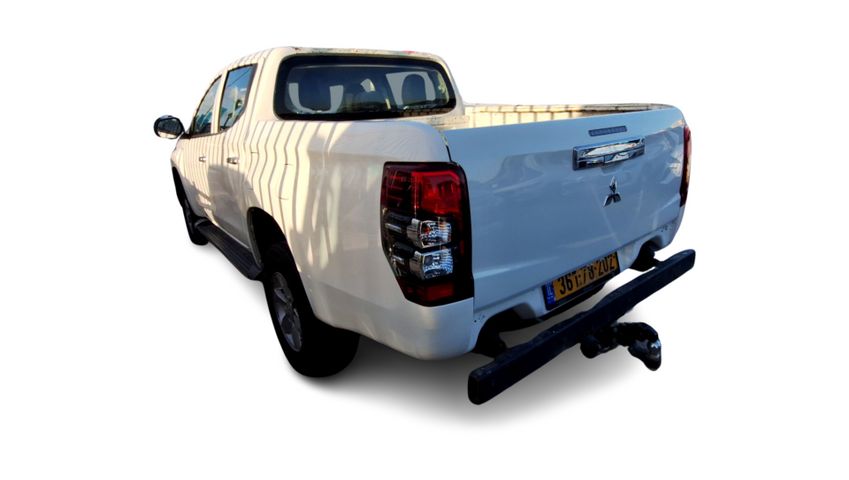 מודעת רכב מיצובישי טרייטון / L200