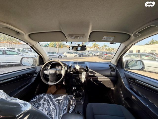 איסוזו די-מקס