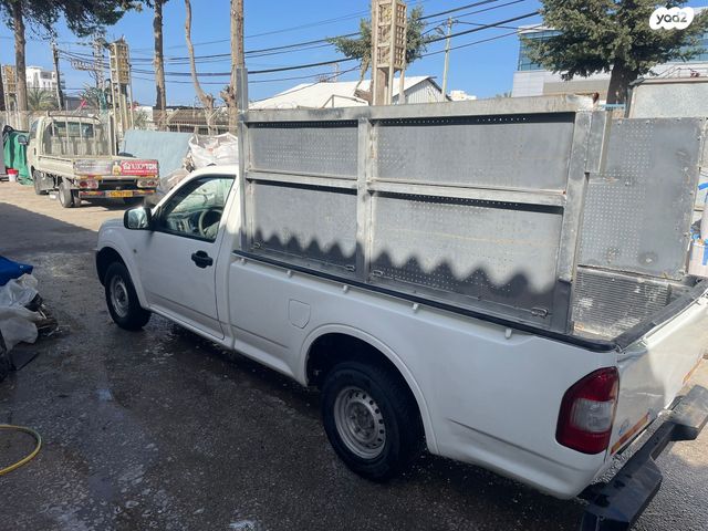 מודעת רכב איסוזו די-מקס