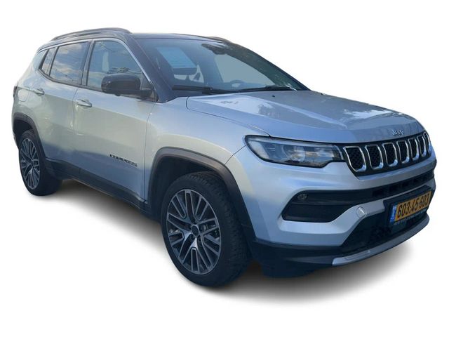 מודעת רכב ג'יפ קומפאס