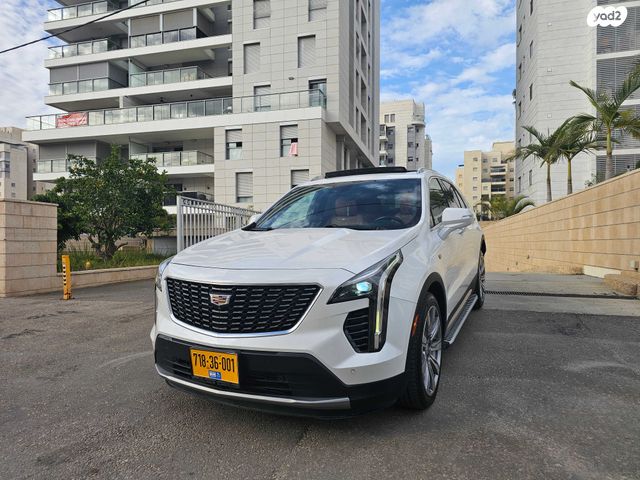 מודעת רכב קאדילק XT4