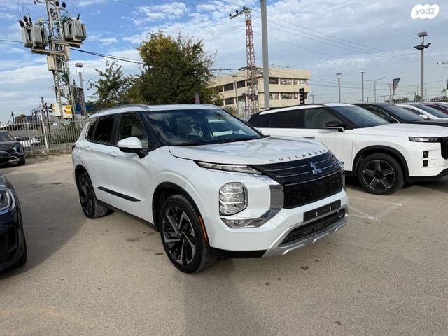 מודעת רכב מיצובישי אאוטלנדר 1
