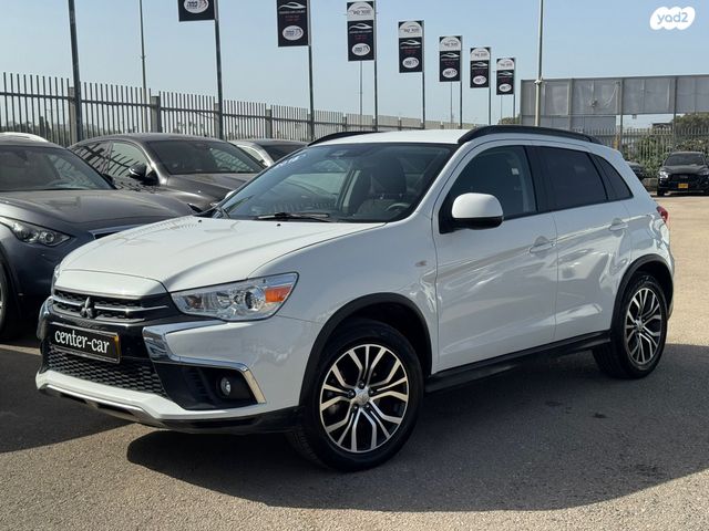 מודעת רכב מיצובישי ASX