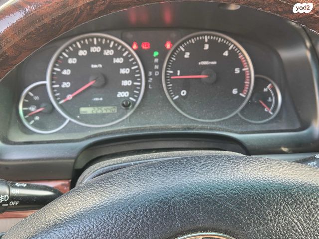 מודעת רכב טויוטה לנד קרוזר