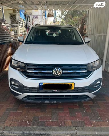 מודעת רכב פולקסווגן T-קרוס