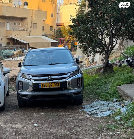 מודעת רכב מיצובישי ASX