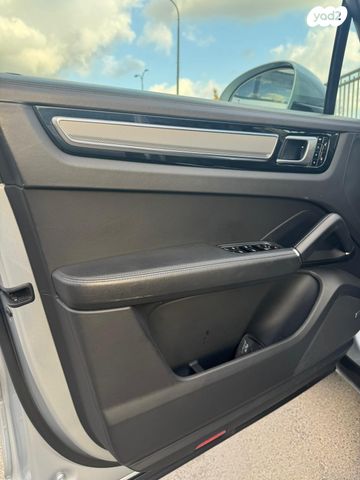 מודעת רכב פורשה קאיין