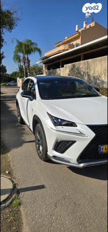 מודעת רכב לקסוס NX