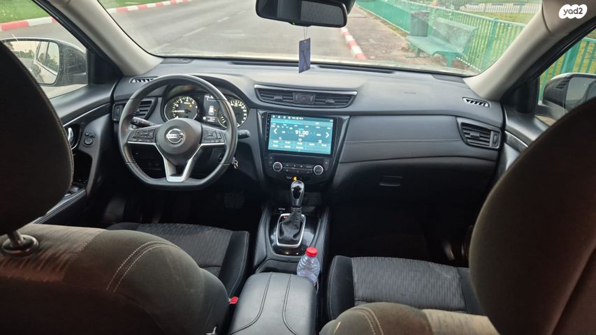 מודעת רכב ניסאן אקס טרייל 1