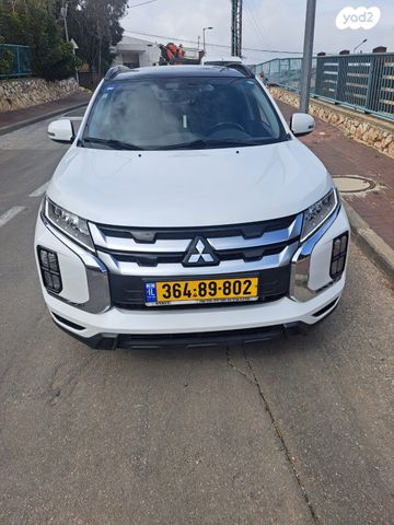 מודעת רכב מיצובישי ASX