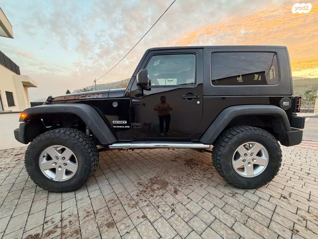 מודעת רכב ג'יפ רנגלר