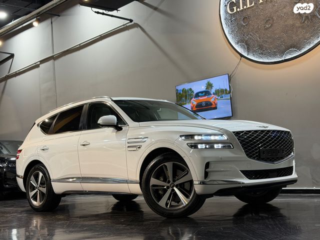 מודעת רכב ג'נסיס GV80