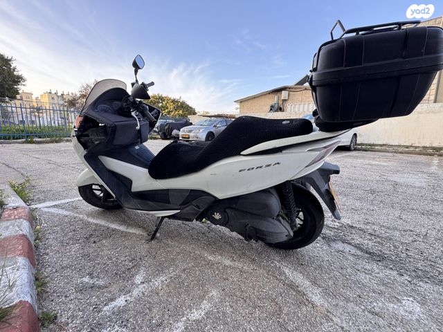 מודעת רכב הונדה פורזה NSS300