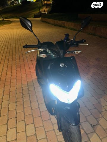 מודעת רכב סאן יאנג Jet 4 RX