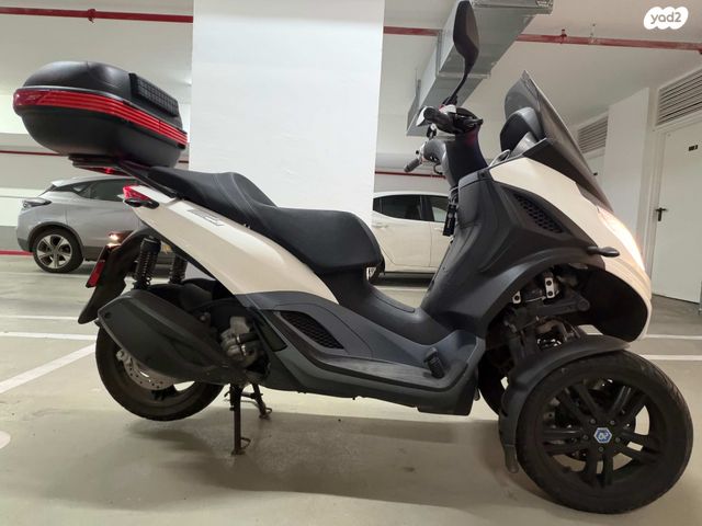 מודעת רכב פיאג'ו MP3 300 HPE 