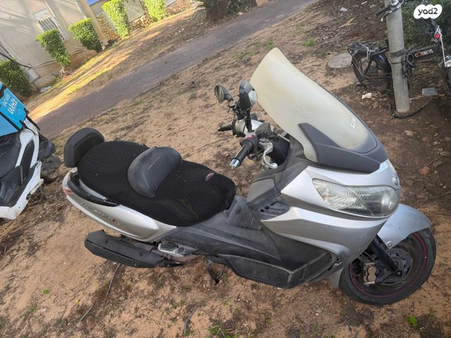 מודעת רכב סאן יאנג מקסים 600