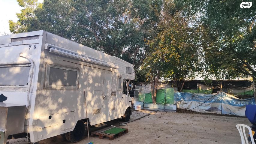 מודעת רכב ממונע אוטוקראוון