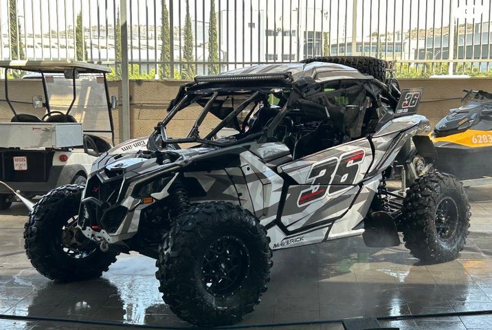 מודעת רכב בומברדיר/קאן אם