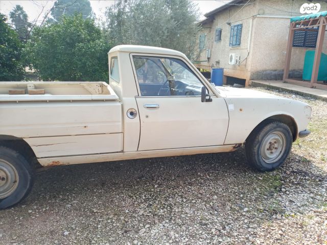 מודעת רכב פיג'ו