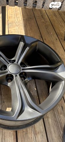 feedItemObj.data.row_1