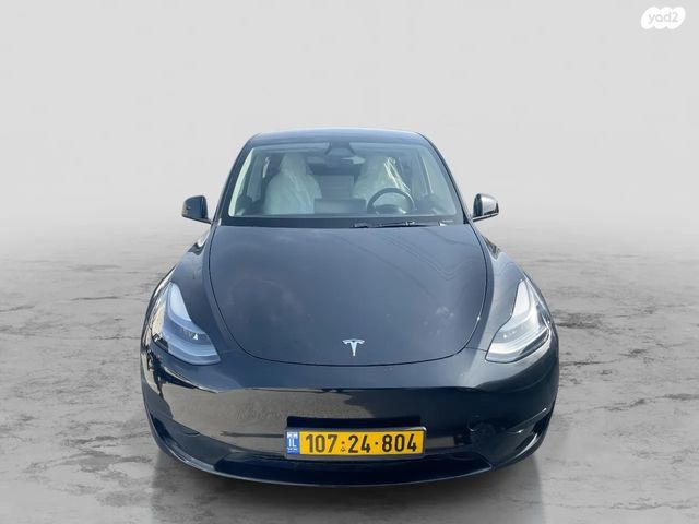 מודעת רכב טסלה מודל Y