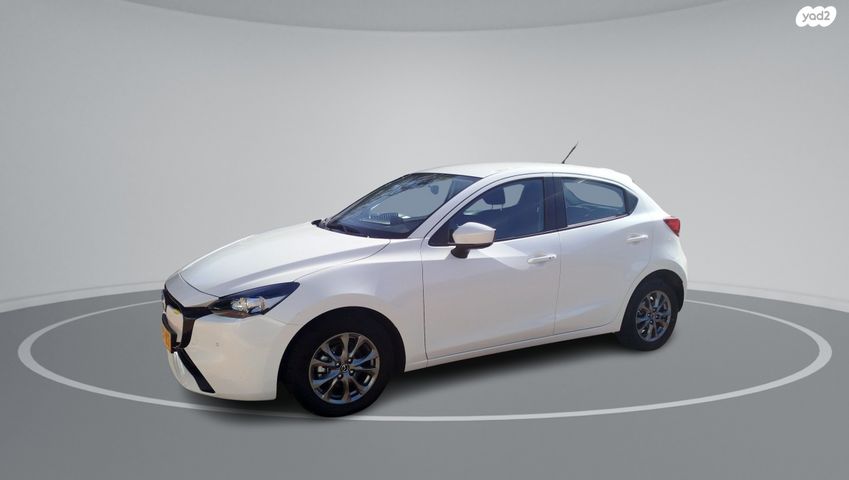 מודעת רכב מאזדה 2