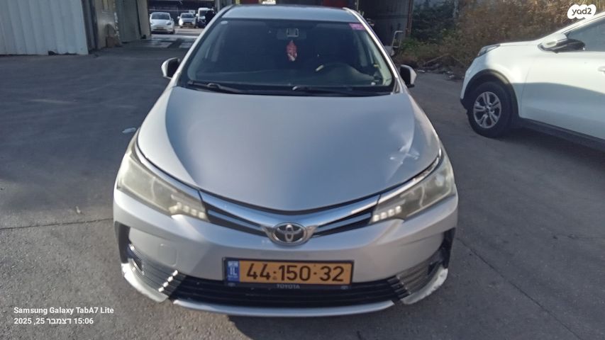 מודעת רכב טויוטה קורולה