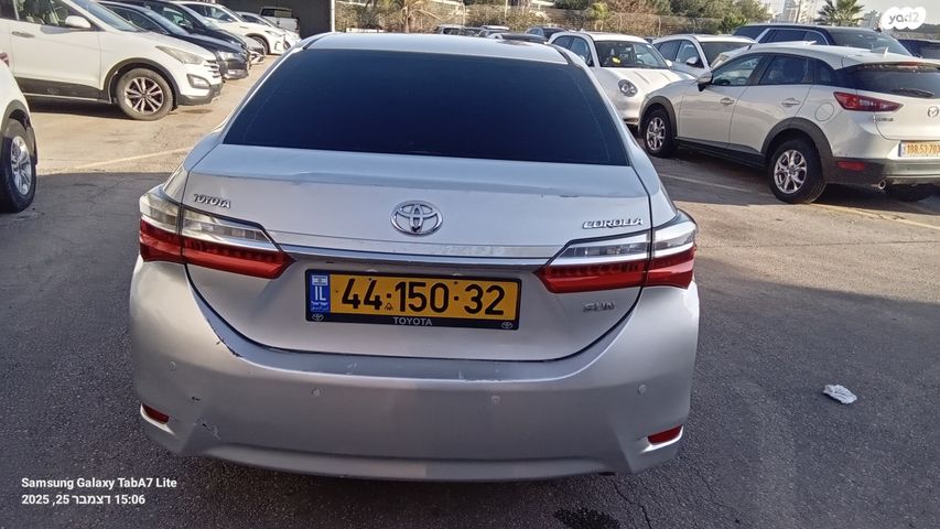 מודעת רכב טויוטה קורולה 2