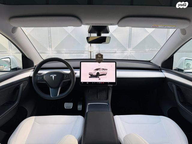 טסלה מודל Y