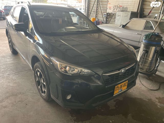 מודעת רכב סובארו XV