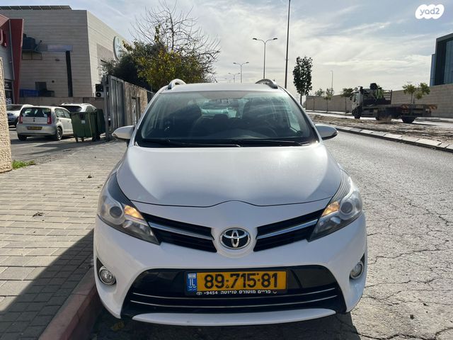 מודעת רכב טויוטה ורסו