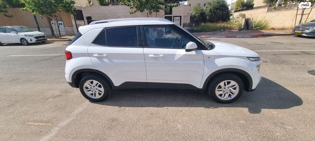 מודעת רכב יונדאי וניו