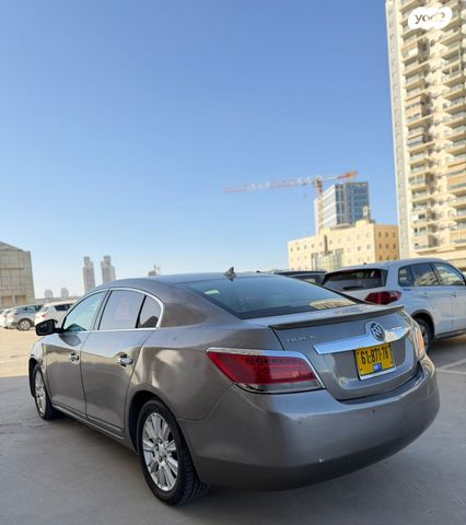 מודעת רכב ביואיק לה-קרוס