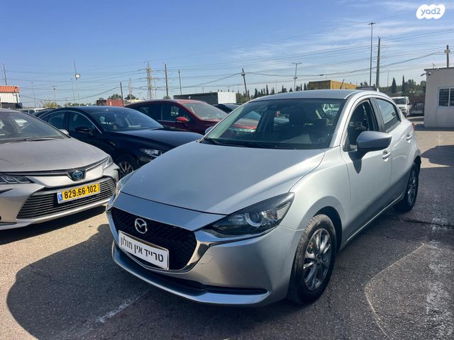 מודעת רכב מאזדה 2