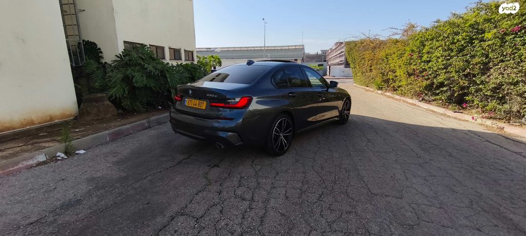 מודעת רכב ב מ וו סדרה 3